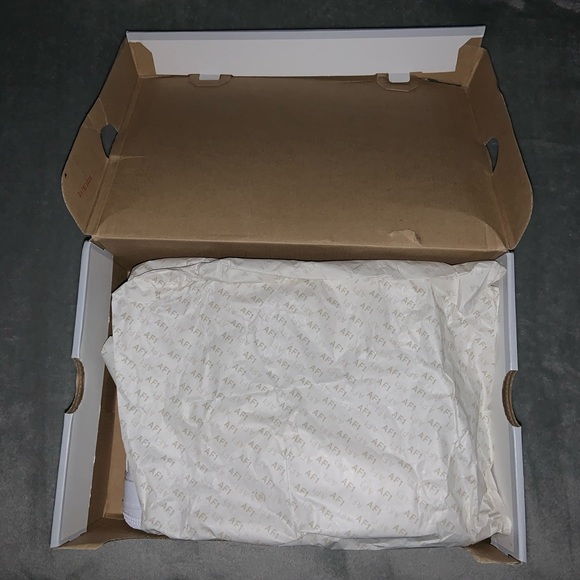 Nike Air Force 1 - Picture 4 of 7